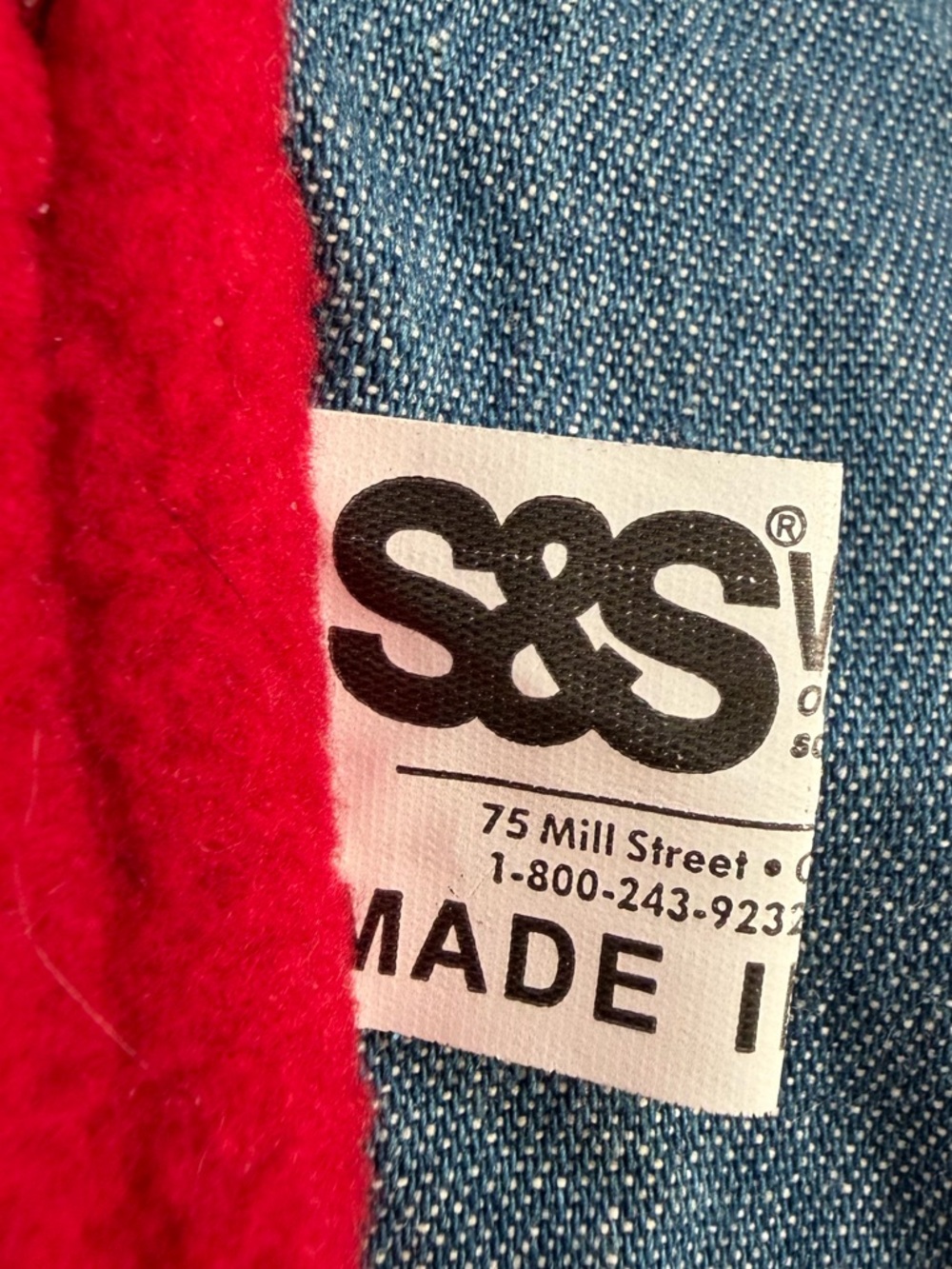 Activity Apron - Picture 3 of 11